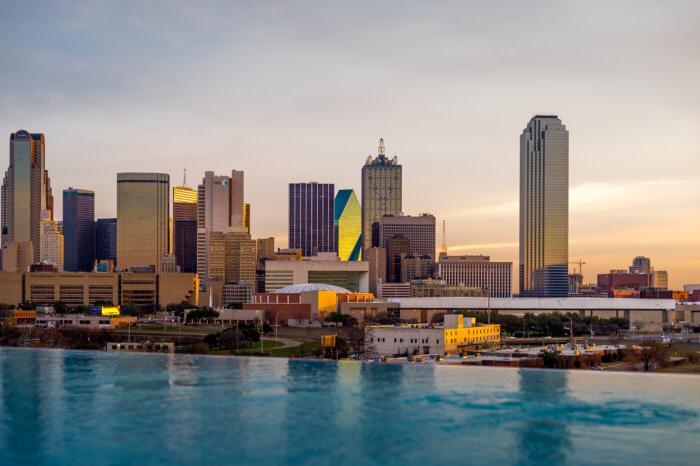 Dallas Texas skyline.